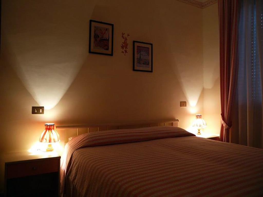 Pensione Lidia San Salvo Buitenkant foto